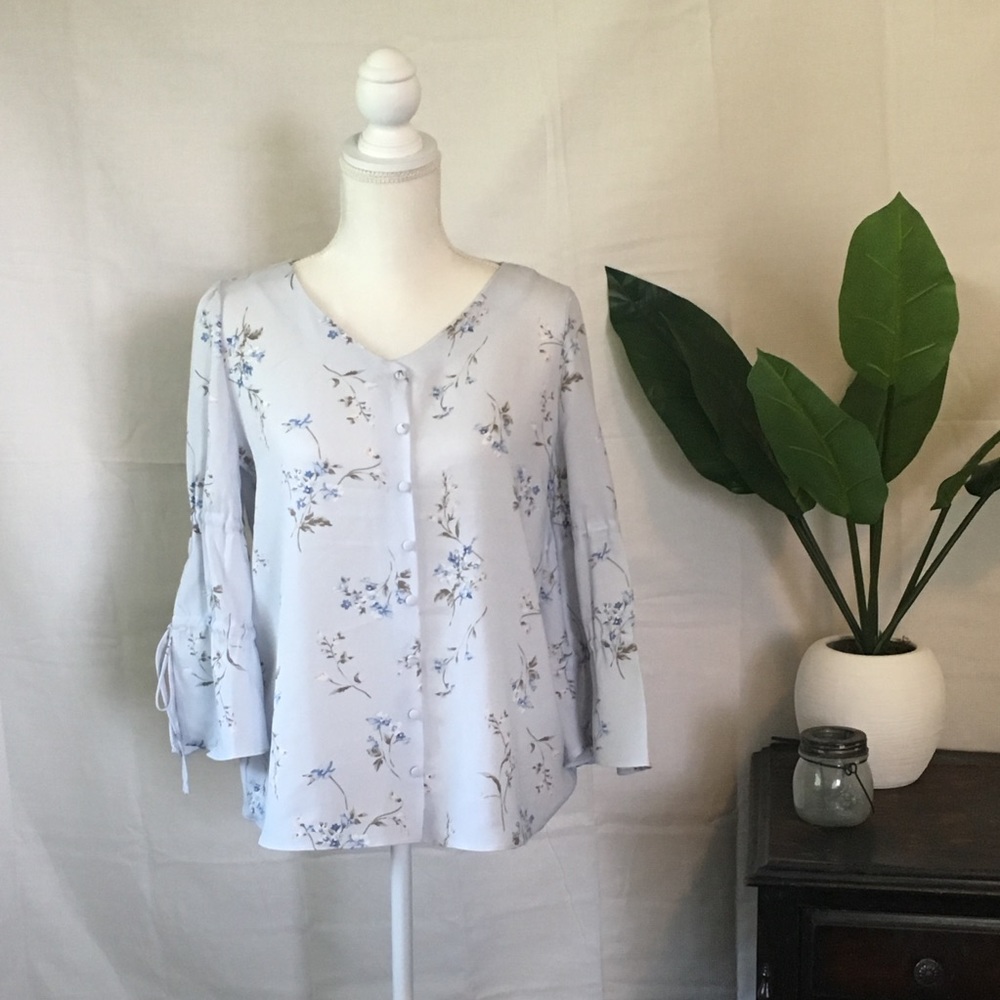 💙New! Catherine Malandrino Floral Blouse 💙